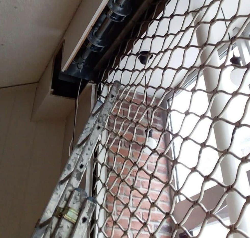 Remise en état du rail d'une grille de protection