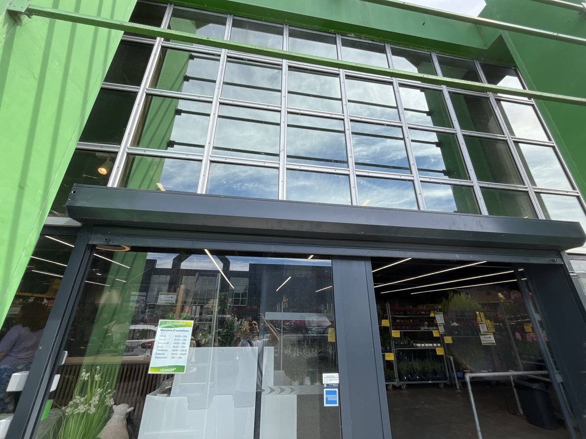 Rideau métallique de devanture installé pour un magasin